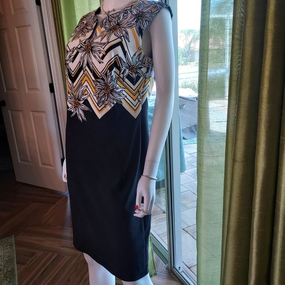 Black White & Yellow knit Dress by ILE New York: size 8 - Picture 3 of 11